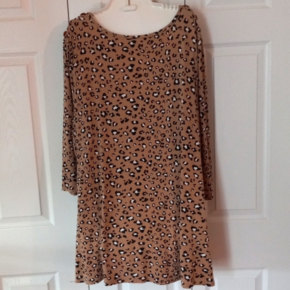Kim Roger's Animal Print Top 4X - Picture 6 of 8